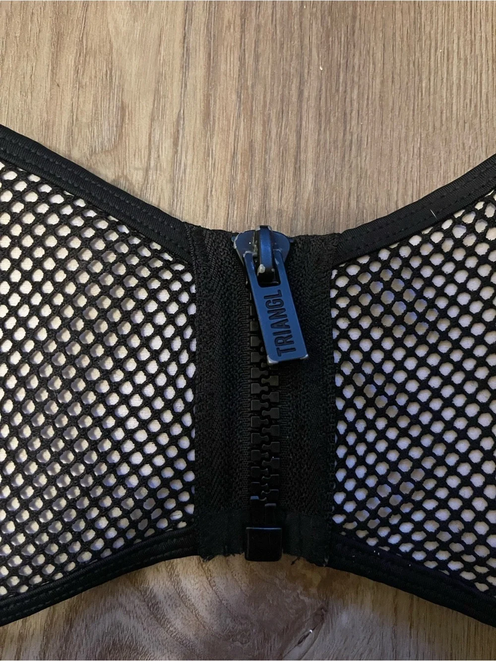 Triangl Black Neoprene Mesh Bikini Top Zip Front Strapless Bandeau Sporty Size S